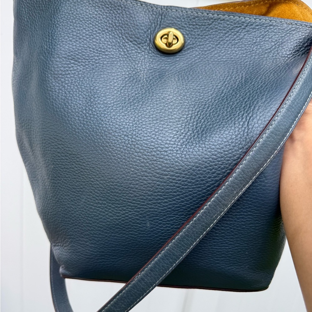 Coach Pebbled Leather Duffle Shoulder Bag 50115 Twist Lock Blue Hobo Crossbody L - Picture 11 of 13